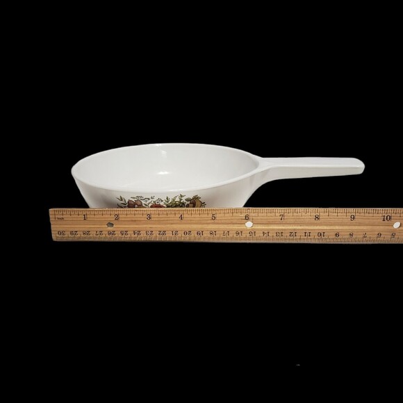 Corning Ware ( Spice of Life ) White Skillet Pan P-83-8 ( 6.5" inch ) - Picture 9 of 9